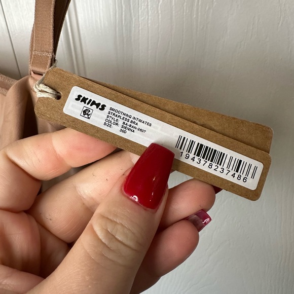 SKIMS Smoothing Intimates Strapless Bra Sienna 32D 34C - Picture 7 of 10